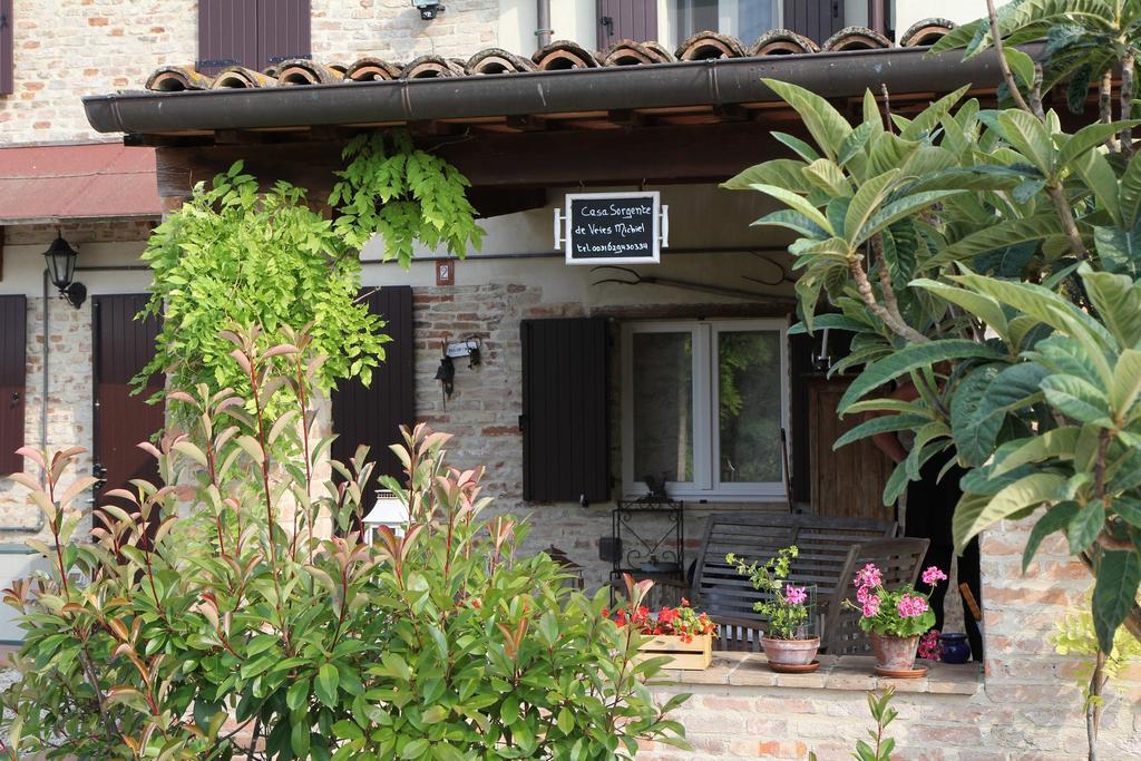 Casa Sorgente Bed & Breakfast San Costanzo Eksteriør bilde