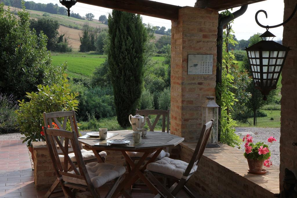 Casa Sorgente Bed & Breakfast San Costanzo Eksteriør bilde